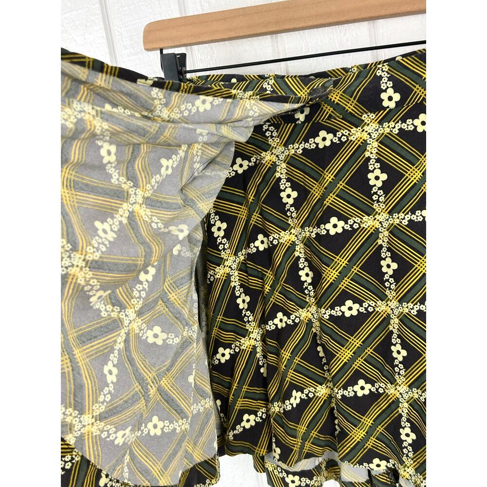 Urban Outfitters Plaid Floral Pleated Mini Skirt Retro Cottagecore M - Picture 3 of 8